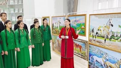 Kitap bilen dünýä syry açylýar